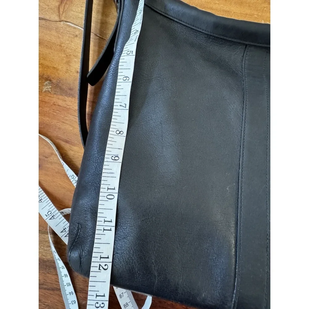 VTG Coach Legacy Black Leather Hobo‎ Messenger Crossbody Bag Purse Buckle 9188